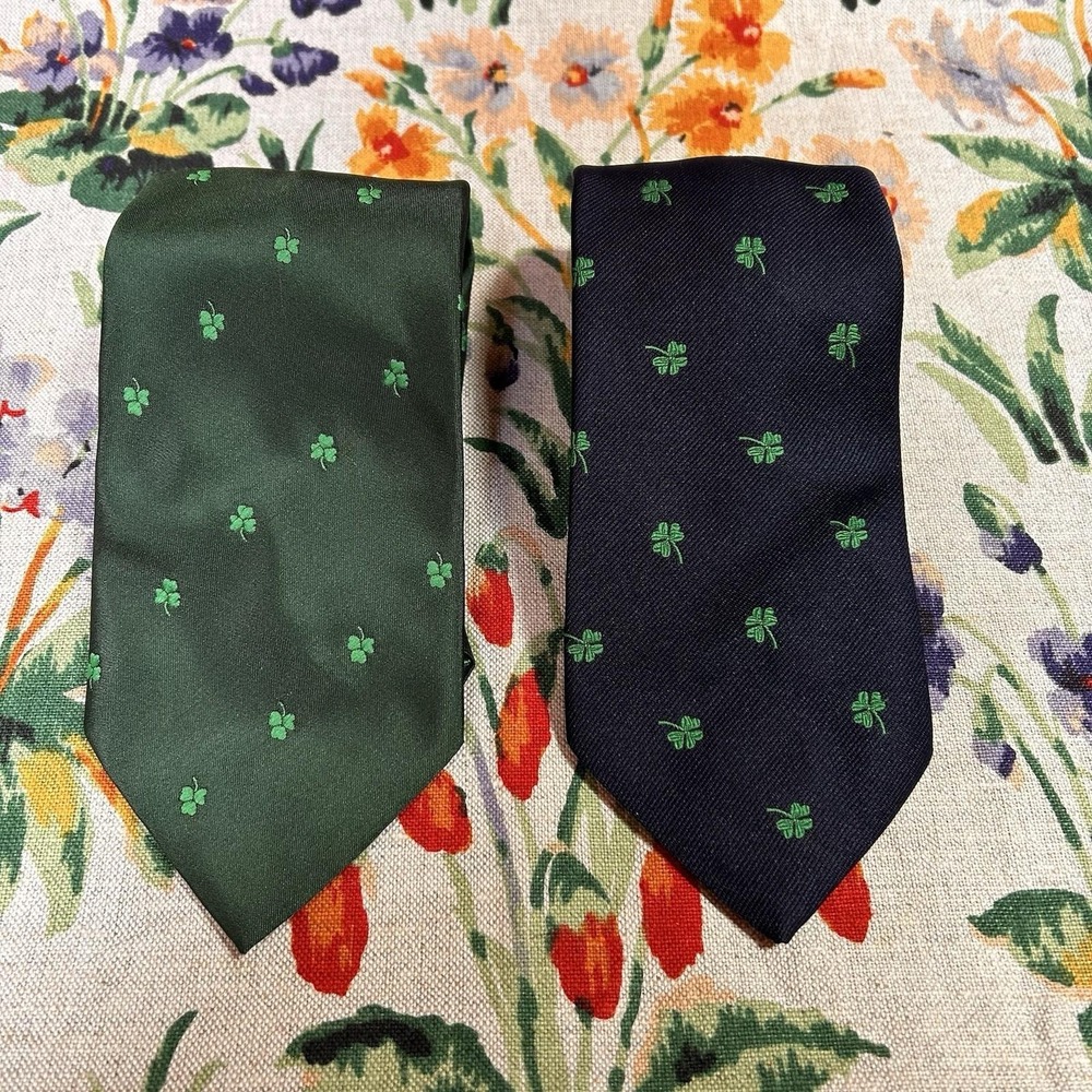 Navy Blue & Green Shamrock Clover Necktie Tie Irish Ireland Father's Day Wedding